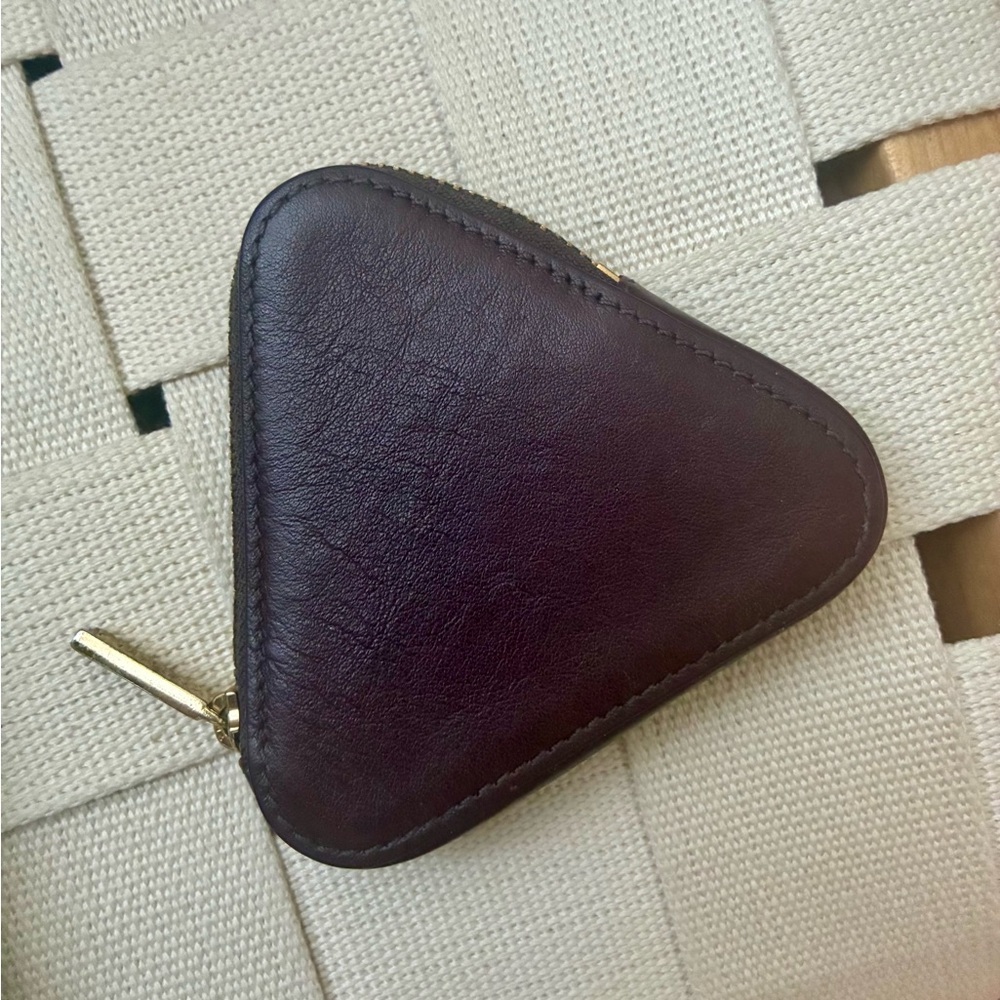 Cuyana Burgundy small leather good